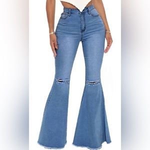 Extra flared high waisted jeans, size 4-6